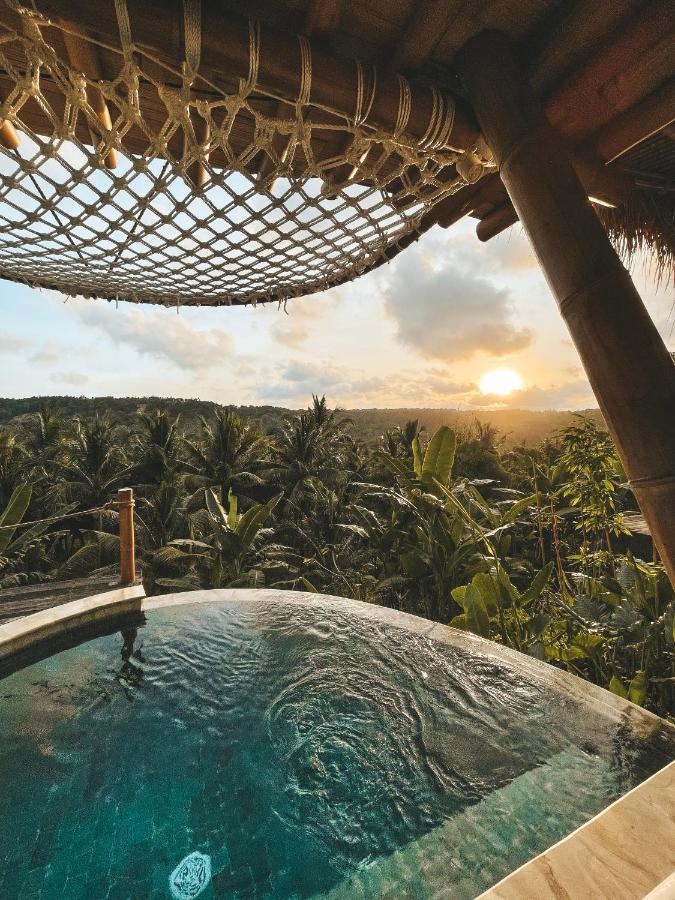 Kalma Bamboo Eco Lodge Kuta  Eksteriør billede
